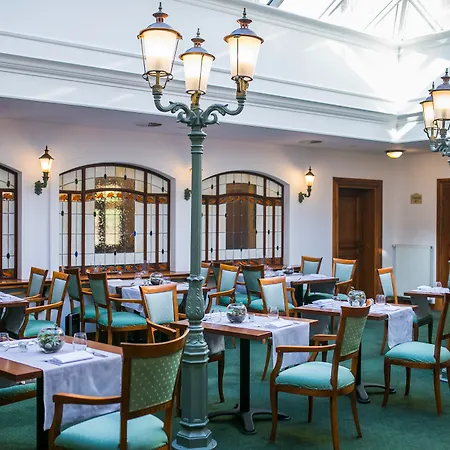 Hotel Opera